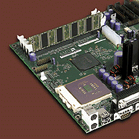 Системная плата на базе набора AMD 760 с микропроцессором Athlon и памятью DDR SDRAM
