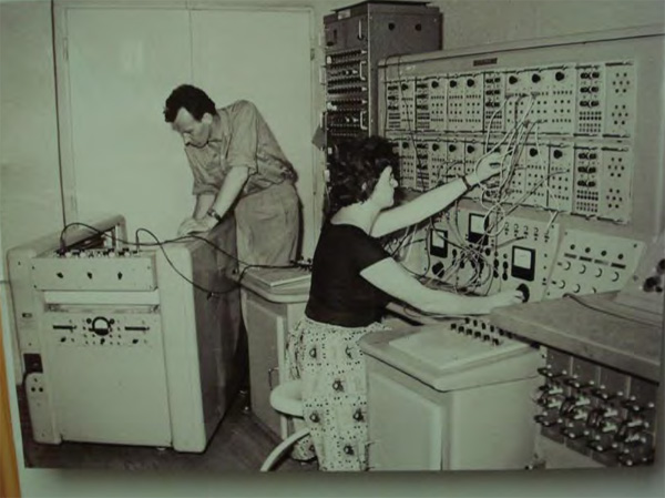 Fig 1. Professor Ivan Plander and his analog computer . SoRuCom-2020