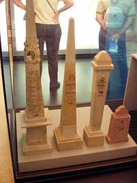 модели верстовых столбов